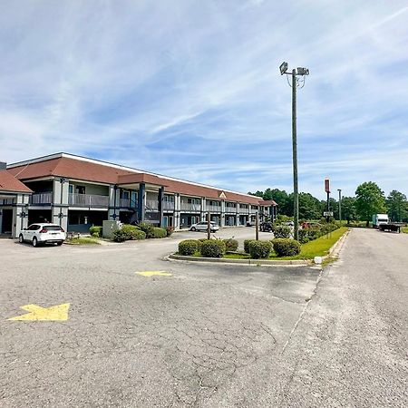 Executive Inn Ridgeway I-77 외부 사진