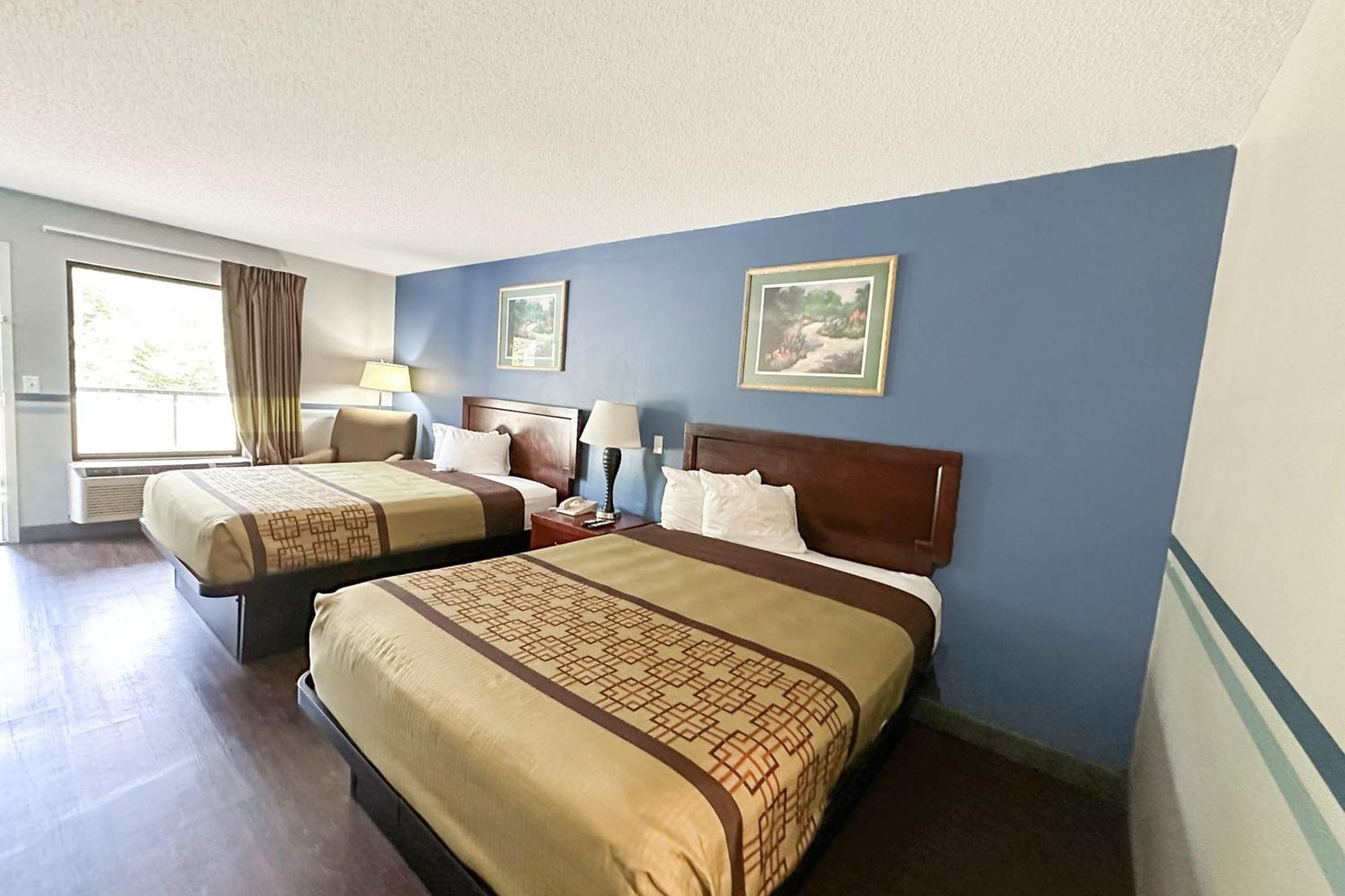 Executive Inn Ridgeway I-77 외부 사진