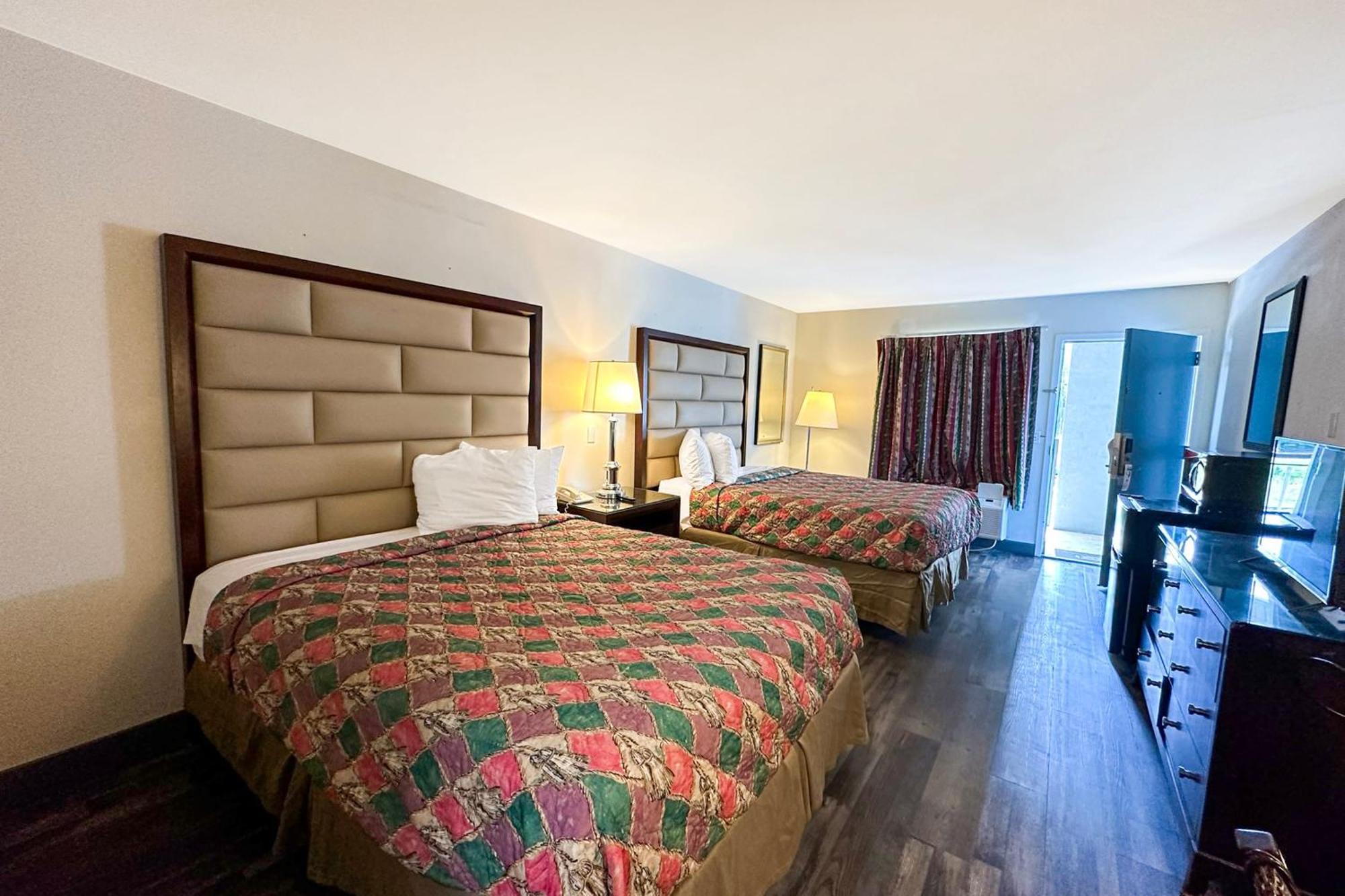 Executive Inn Ridgeway I-77 외부 사진